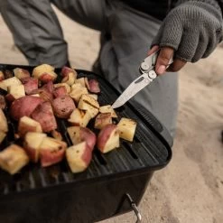 Leatherman Curl Multi-Tool With Black Nylon Sheath -Sale Leatherman LT832930 Leatherman Curl Blade Grilling