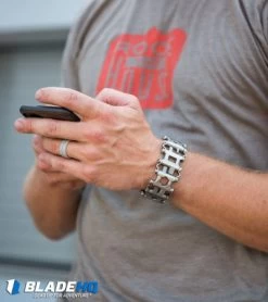 Leatherman Tread Stainless Steel Multi-Tool (29-in-1) 831998 -Sale Leatherman LTG TREAD HOME ONWRIST 0917